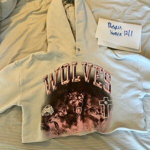 Darc cropped sweatshirt medium